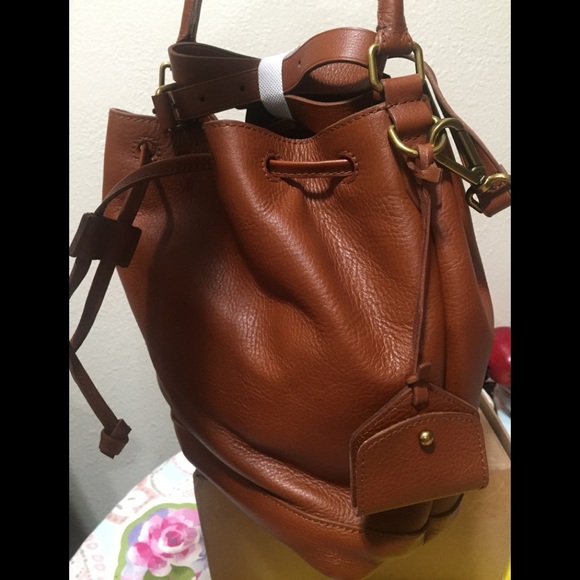 Last one NWT Madewell Lafayette Leather BucketBag - Picture 7 of 7